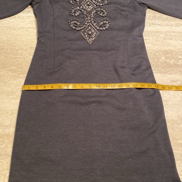 NWOT Ellen Tracy beautiful embellishment on front, measurements in photos - Picture 8 of 12
